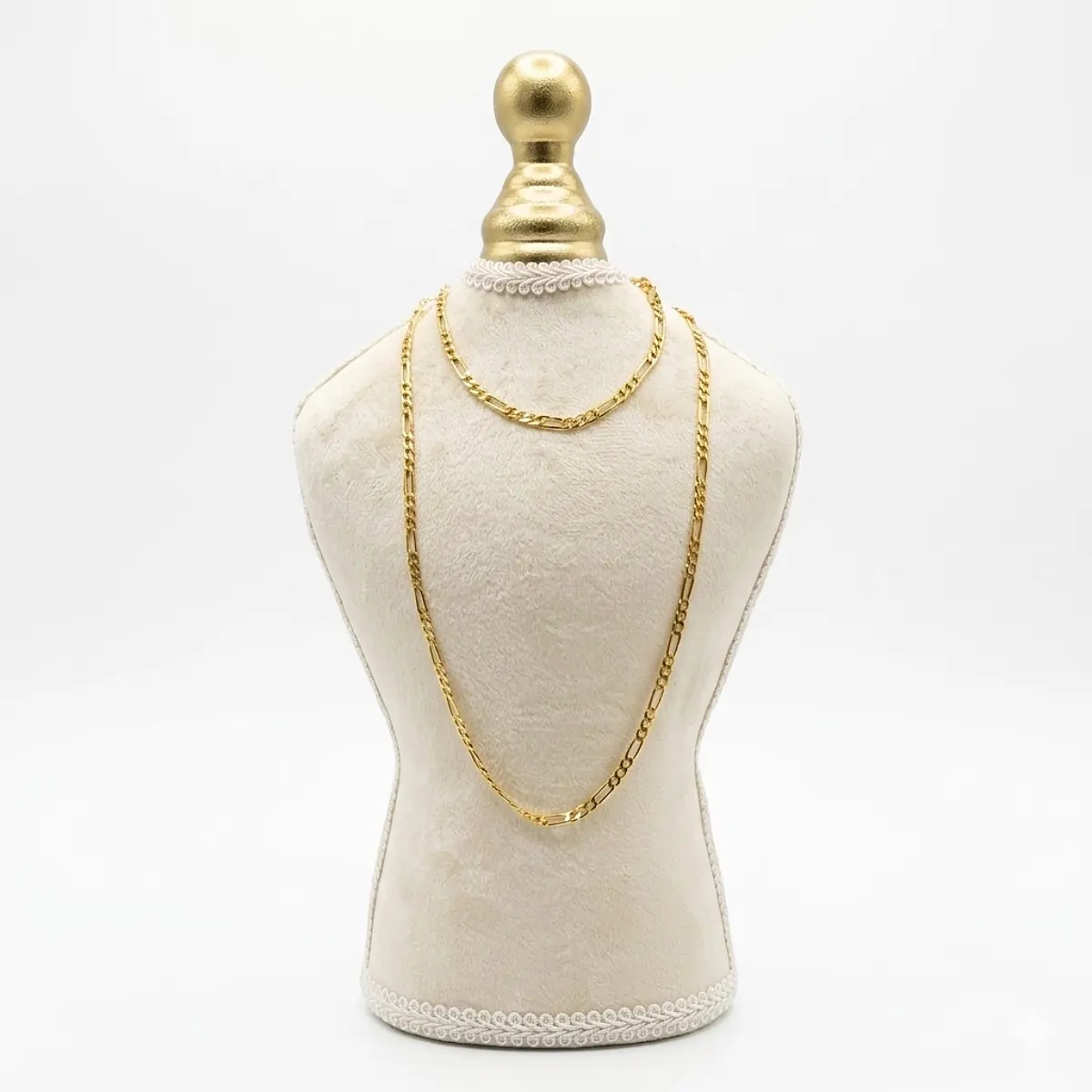 Cadena 3x1 de 60 cm en tono oro para mujer, joya elegante de Luxor SM Joyería en Santa Marta.